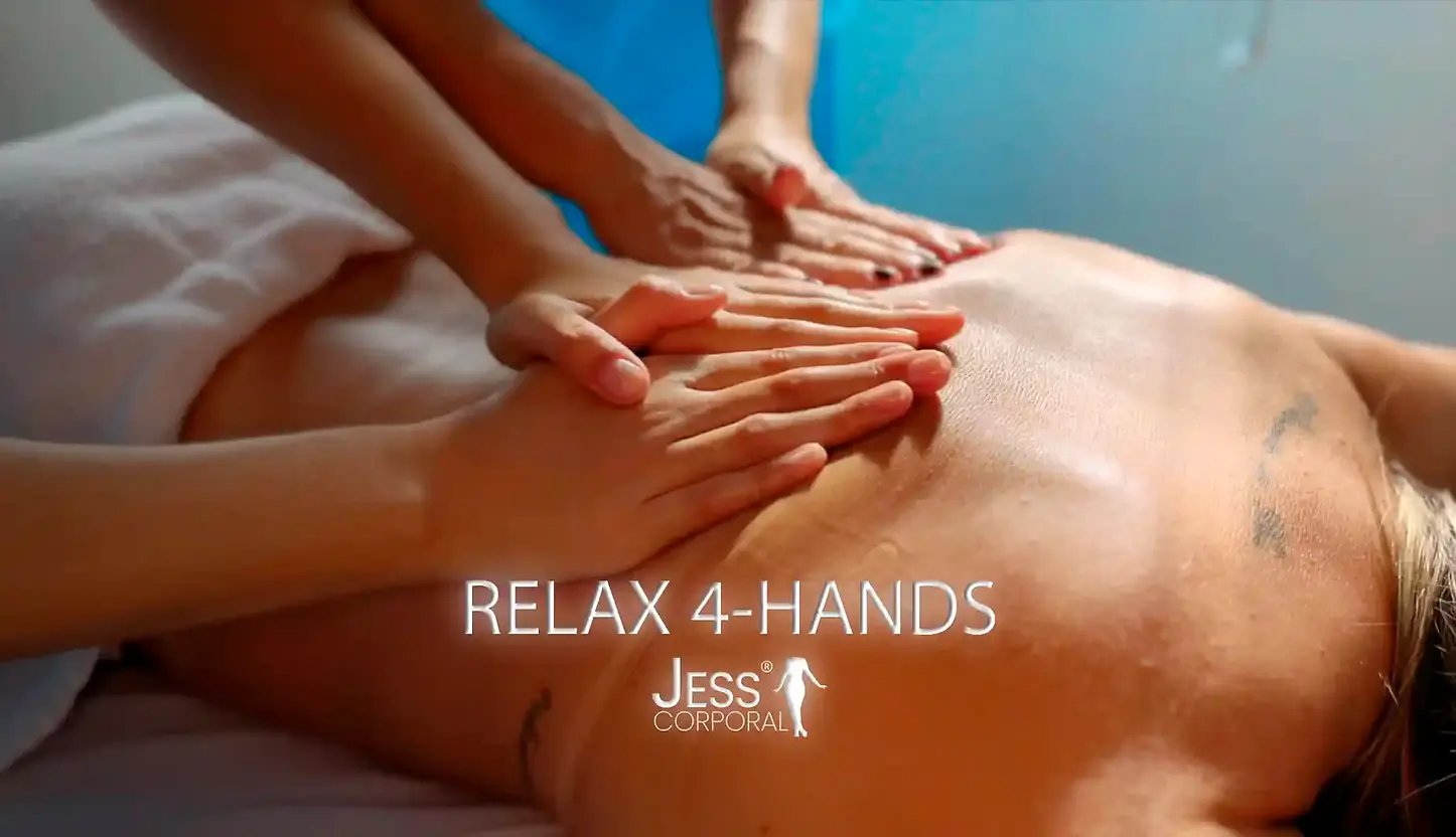 Massagem relaxante a quatro mãos